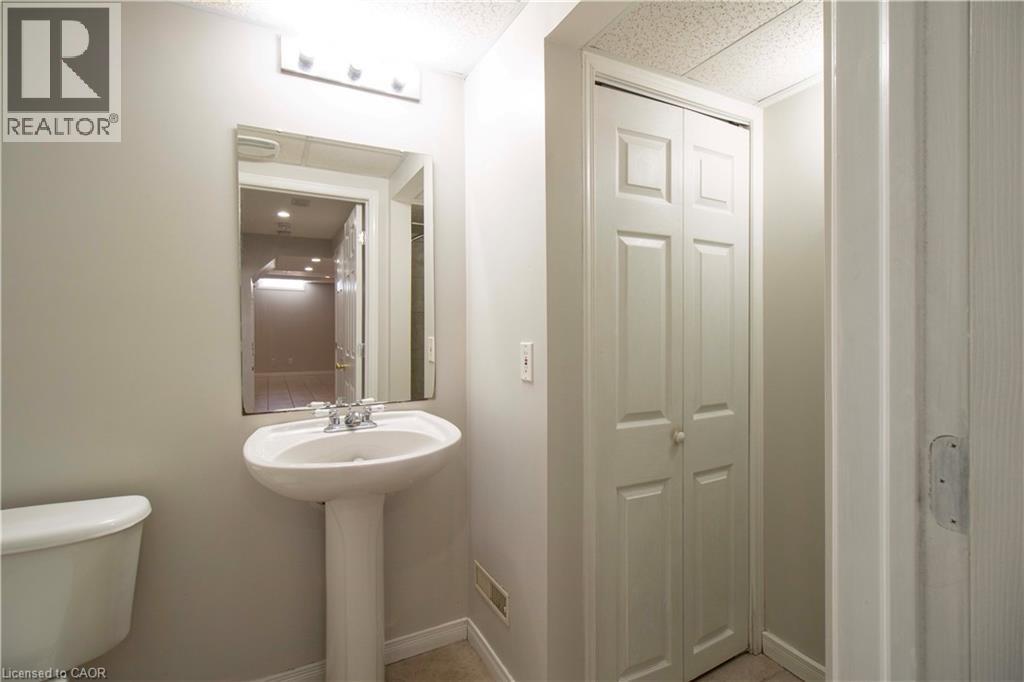 26 Kendrick Court, Ancaster, Ontario  L9G 5A4 - Photo 34 - 40777763