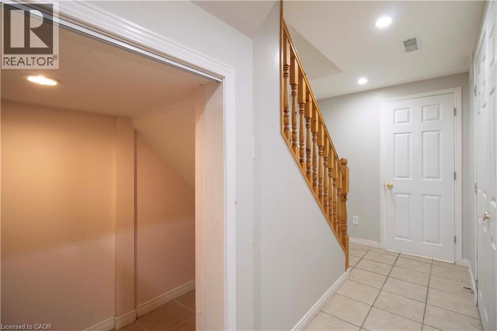 26 Kendrick Court, Ancaster, Ontario  L9G 5A4 - Photo 39 - 40777763