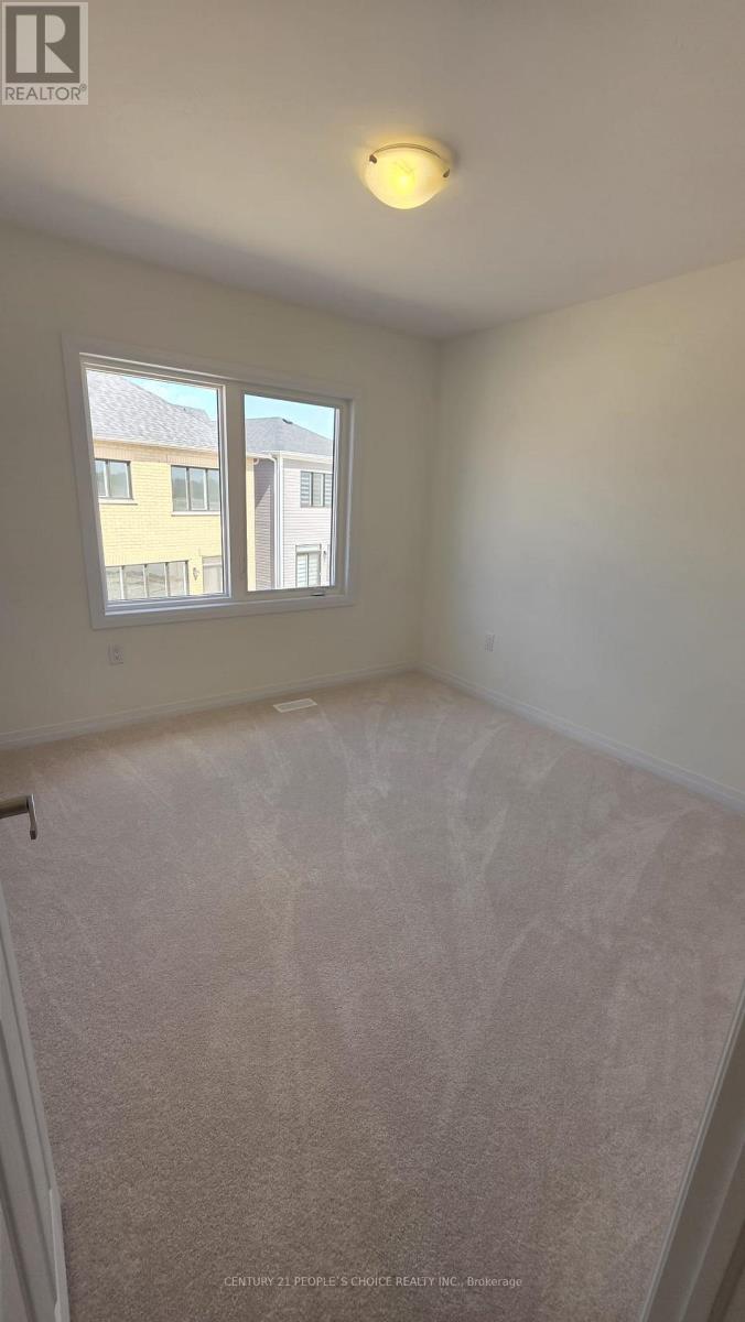 2 Greig St Street, Brantford, Ontario  N3T 0W3 - Photo 5 - X12458075