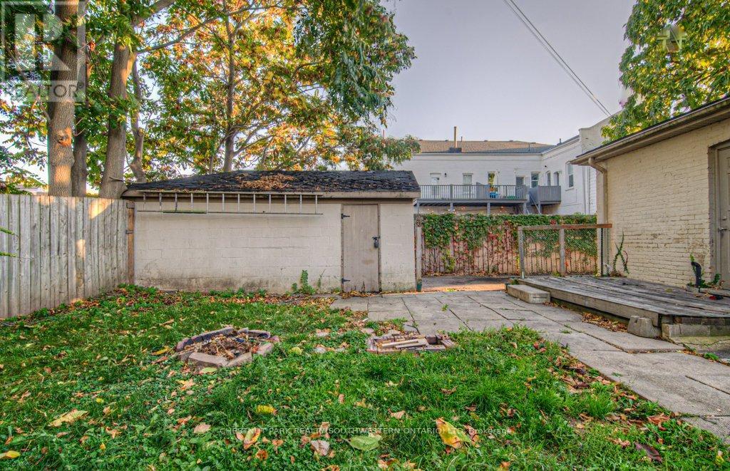 149 Murray Street, Brantford, Ontario  N3S 5P9 - Photo 31 - X12458076