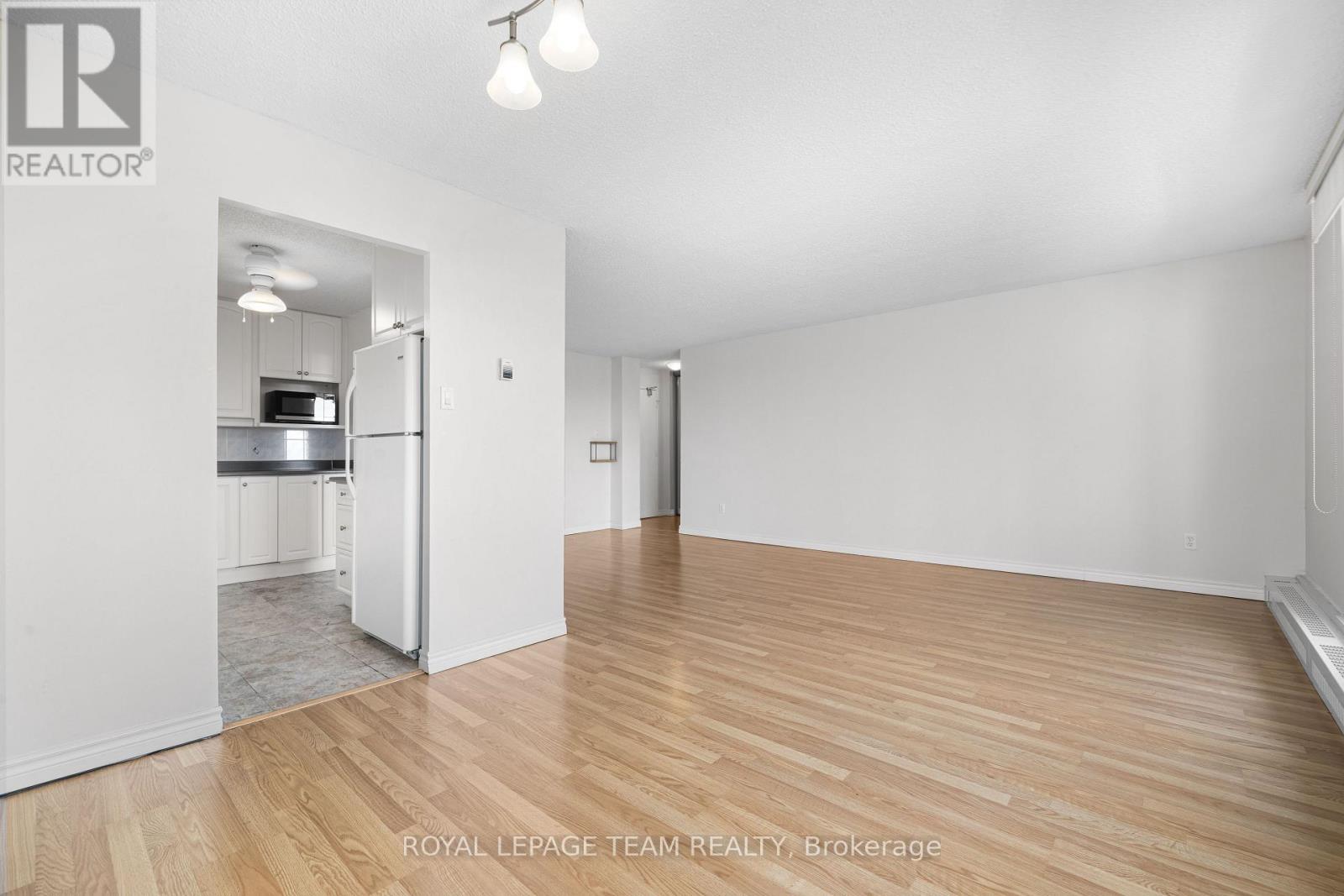 603 - 665 Bathgate Drive, Ottawa, Ontario  K1K 3Y4 - Photo 9 - X12458094