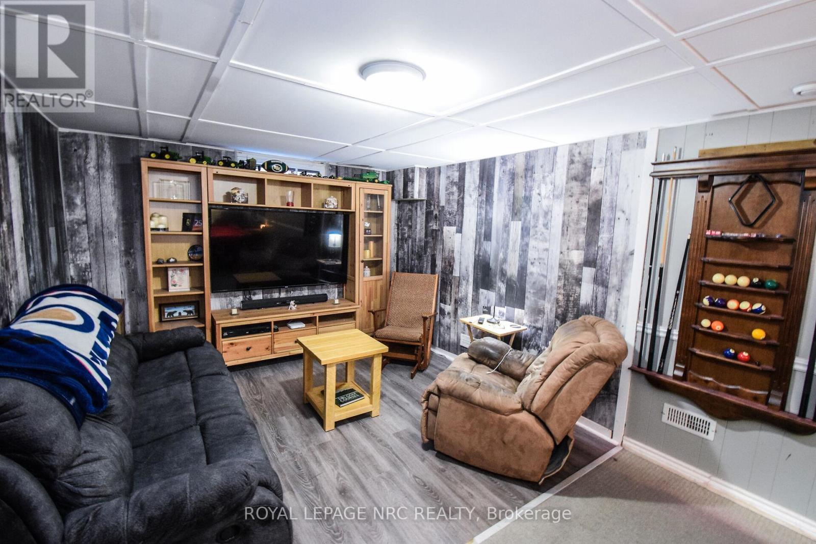 11 Grosvenor Street, St. Catharines, Ontario  L2M 3E9 - Photo 29 - X12458118