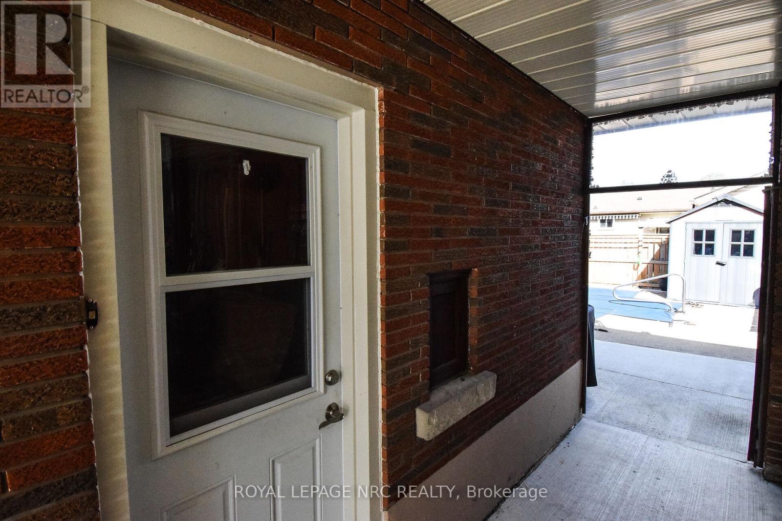 11 Grosvenor Street, St. Catharines, Ontario  L2M 3E9 - Photo 43 - X12458118