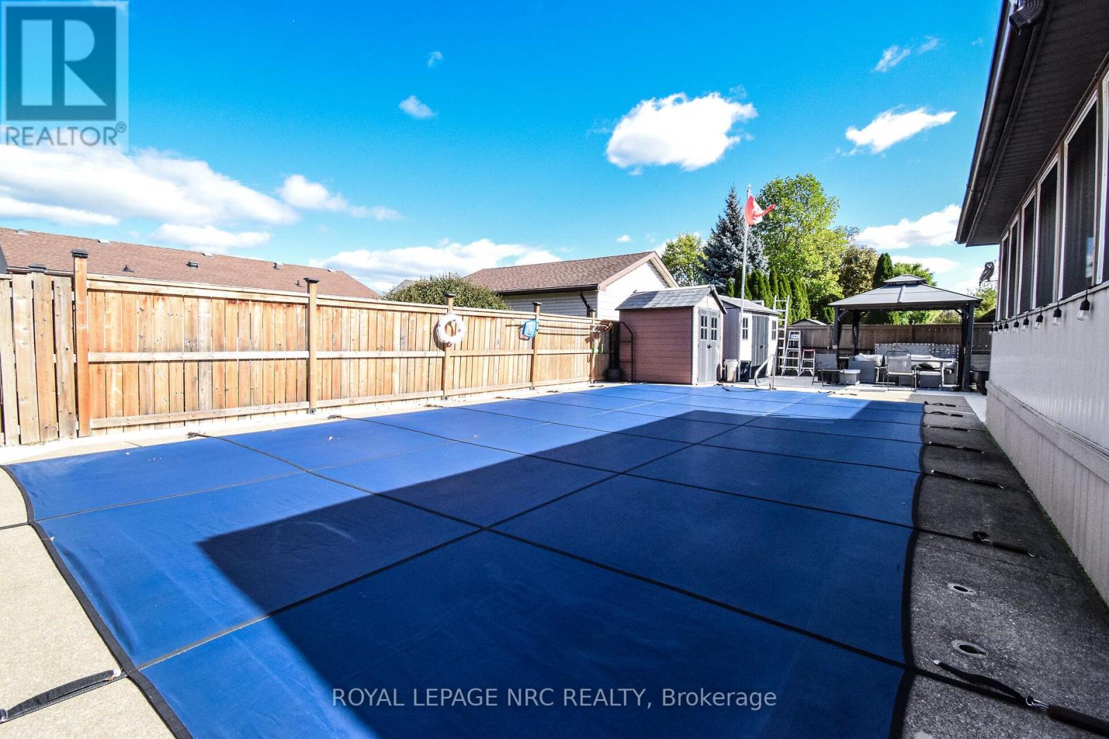 11 Grosvenor Street, St. Catharines, Ontario  L2M 3E9 - Photo 46 - X12458118