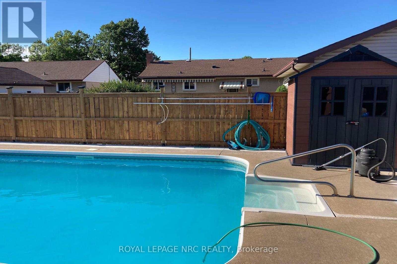 11 Grosvenor Street, St. Catharines, Ontario  L2M 3E9 - Photo 47 - X12458118