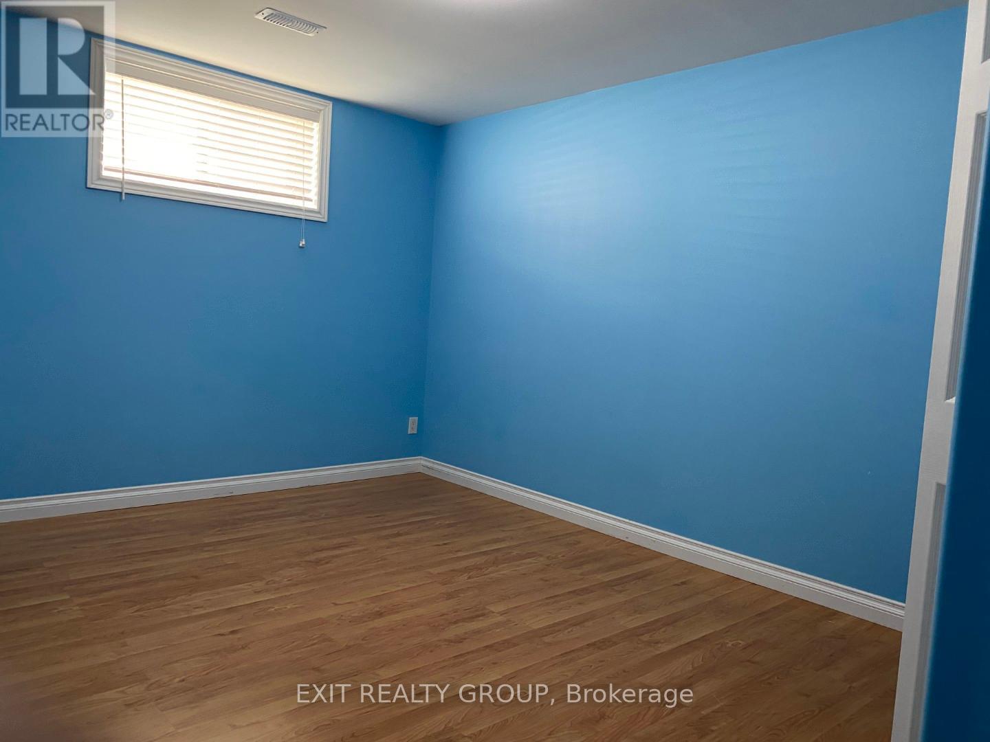 27 Belvedere Road, Quinte West, Ontario  K8V 4A9 - Photo 17 - X12320467