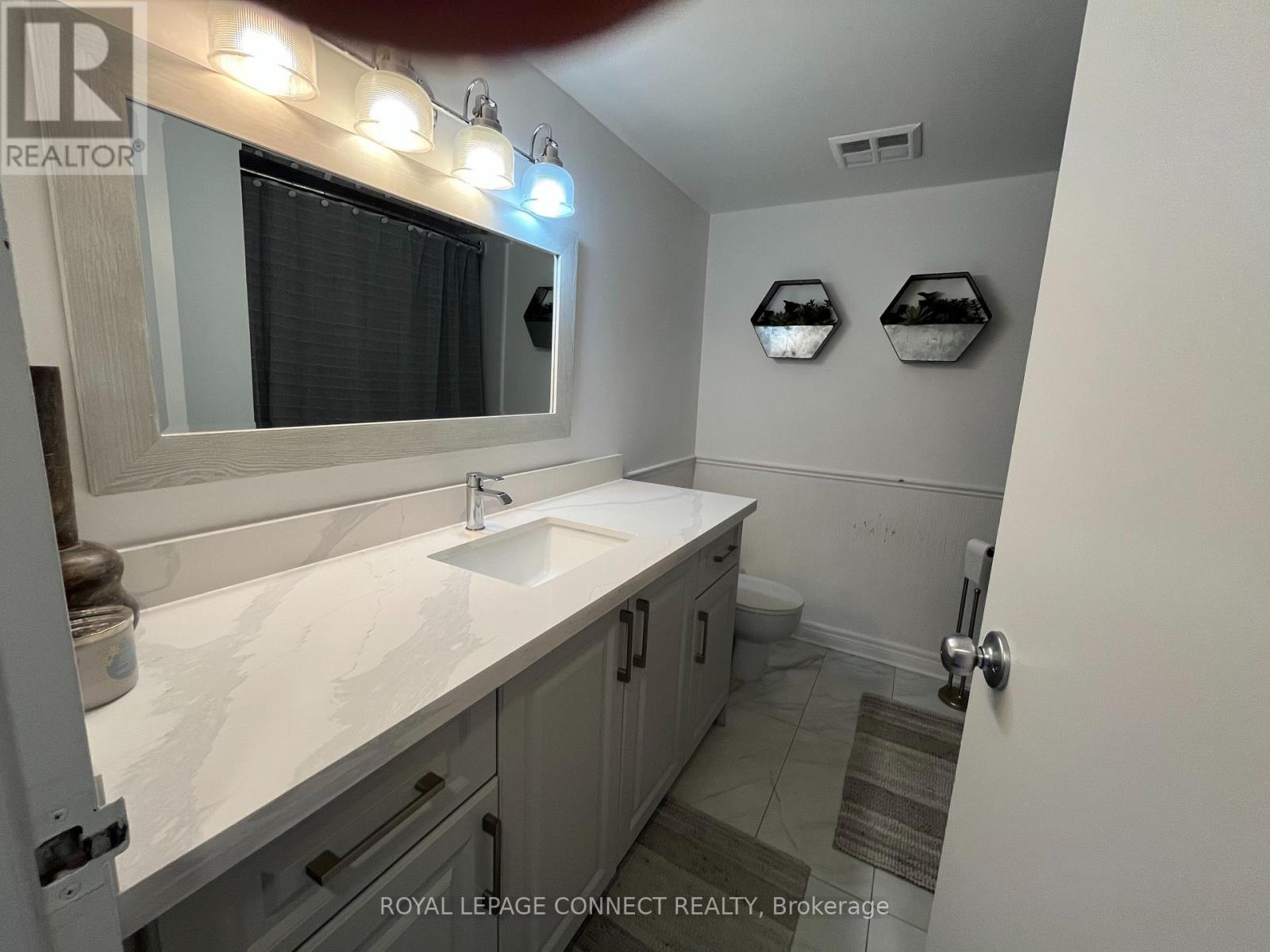 601 - 117 Gerrard Street, Toronto, Ontario  M5B 2L4 - Photo 10 - C12458099