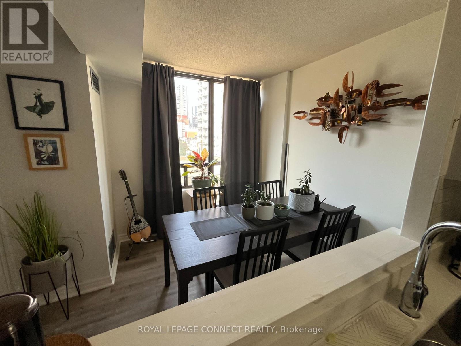 601 - 117 Gerrard Street, Toronto, Ontario  M5B 2L4 - Photo 17 - C12458099