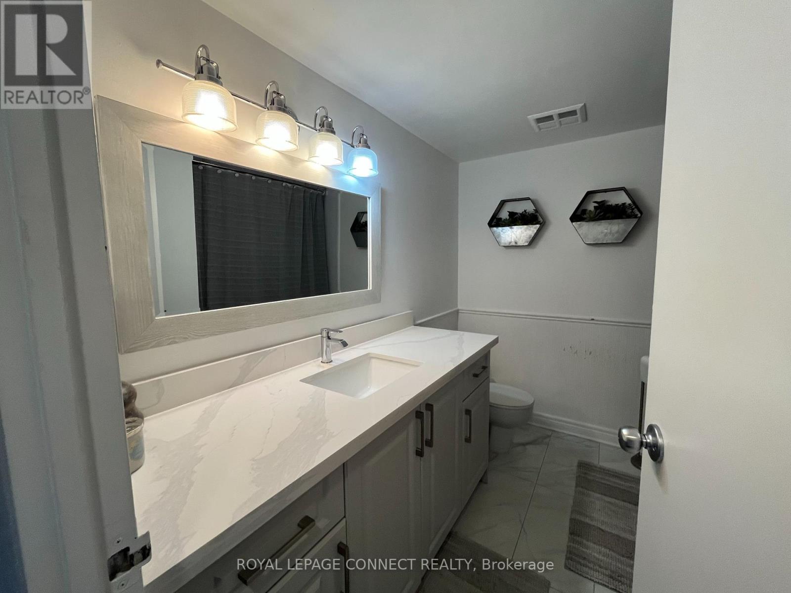 601 - 117 Gerrard Street, Toronto, Ontario  M5B 2L4 - Photo 19 - C12458099