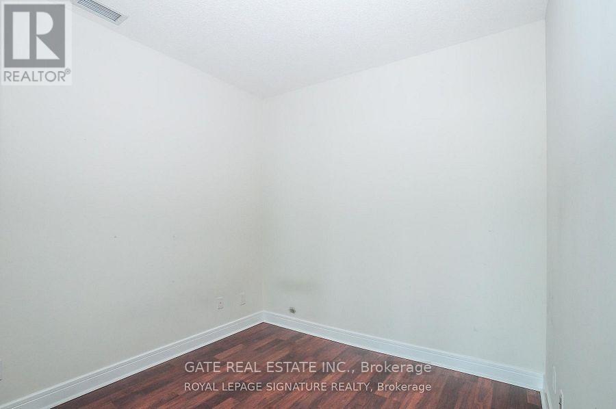 Ph5 - 35 Brian Peck Crescent, Toronto, Ontario  M4G 0A5 - Photo 17 - C12458103