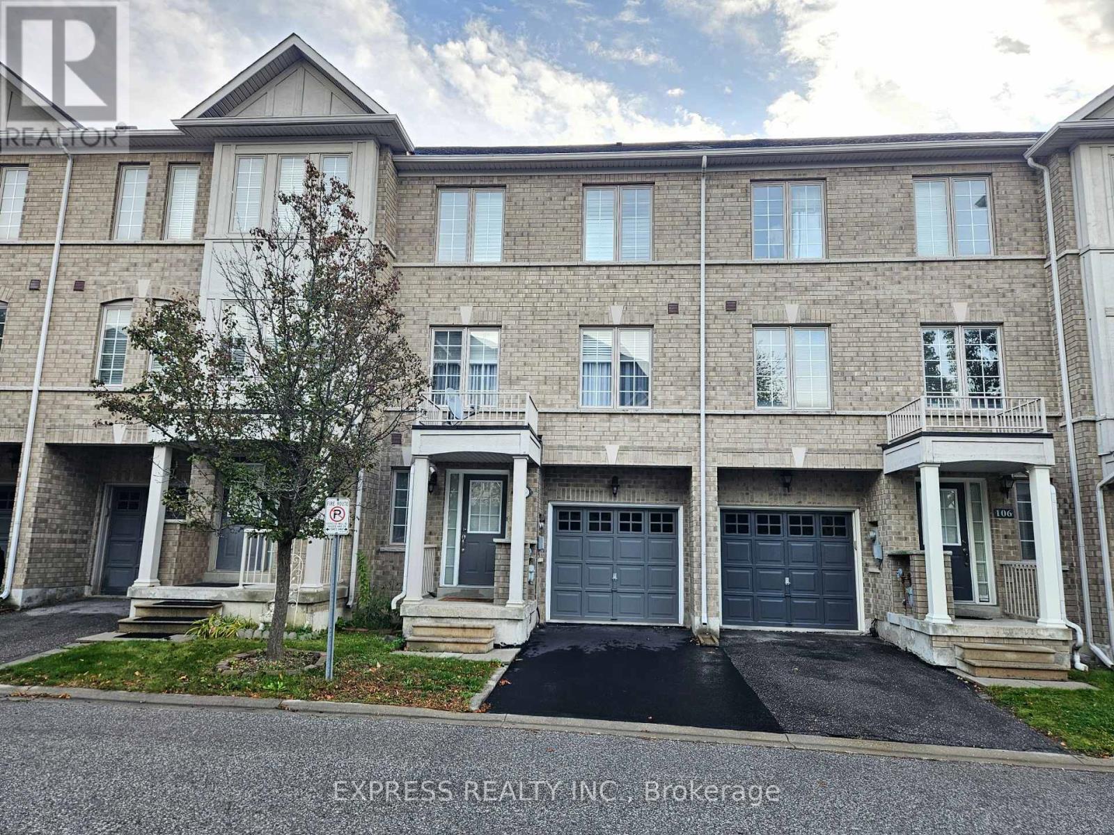 104 Prince Charles Way, Markham, Ontario  L6C 0B5 - Photo 6 - N12454412