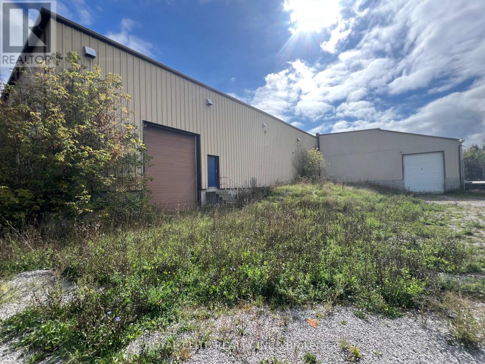 80 Davidson Street, Brock, Ontario  L0E 1E0 - Photo 2 - N12445942