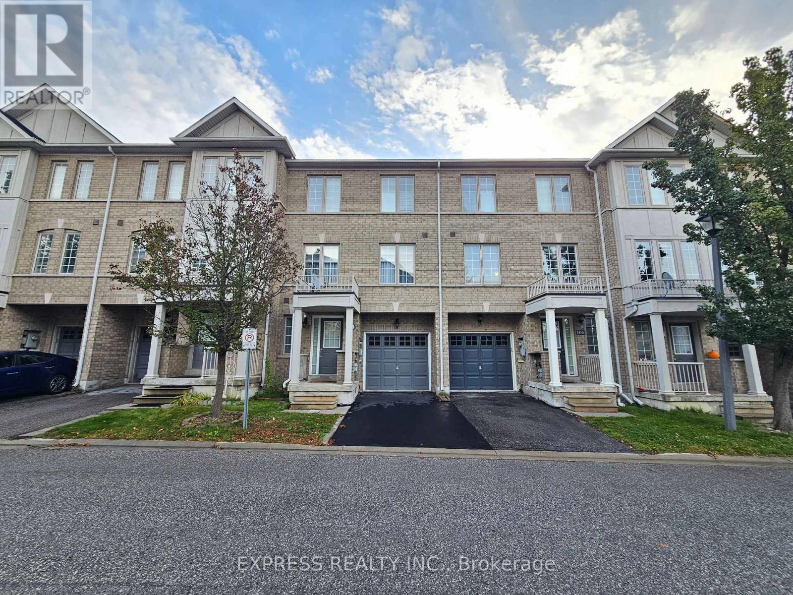 104 Prince Charles Way, Markham, Ontario  L6C 0B5 - Photo 7 - N12454412