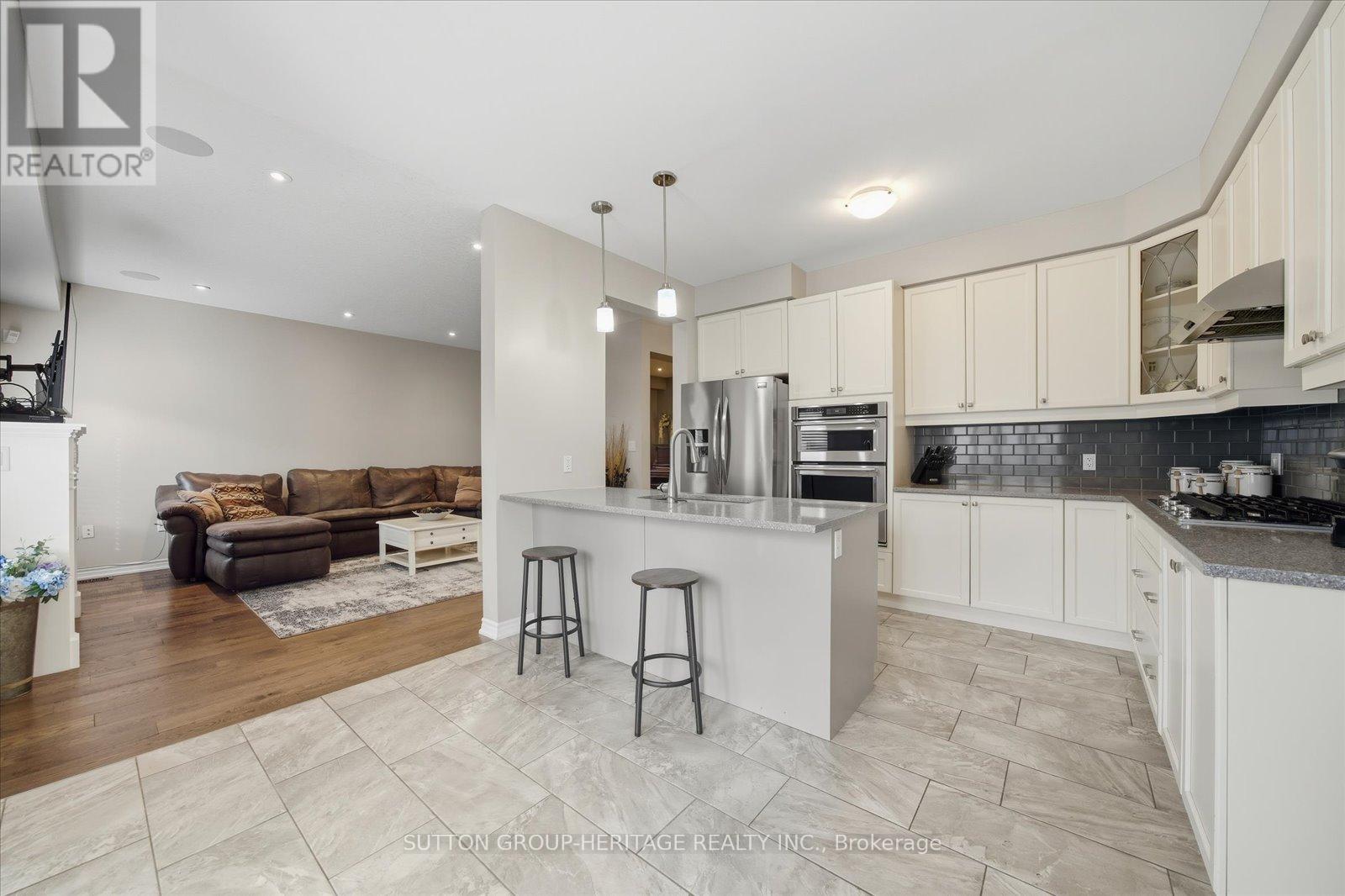 88 Roy Nichols Drive, Clarington, Ontario  L1E 0H6 - Photo 14 - E12458096