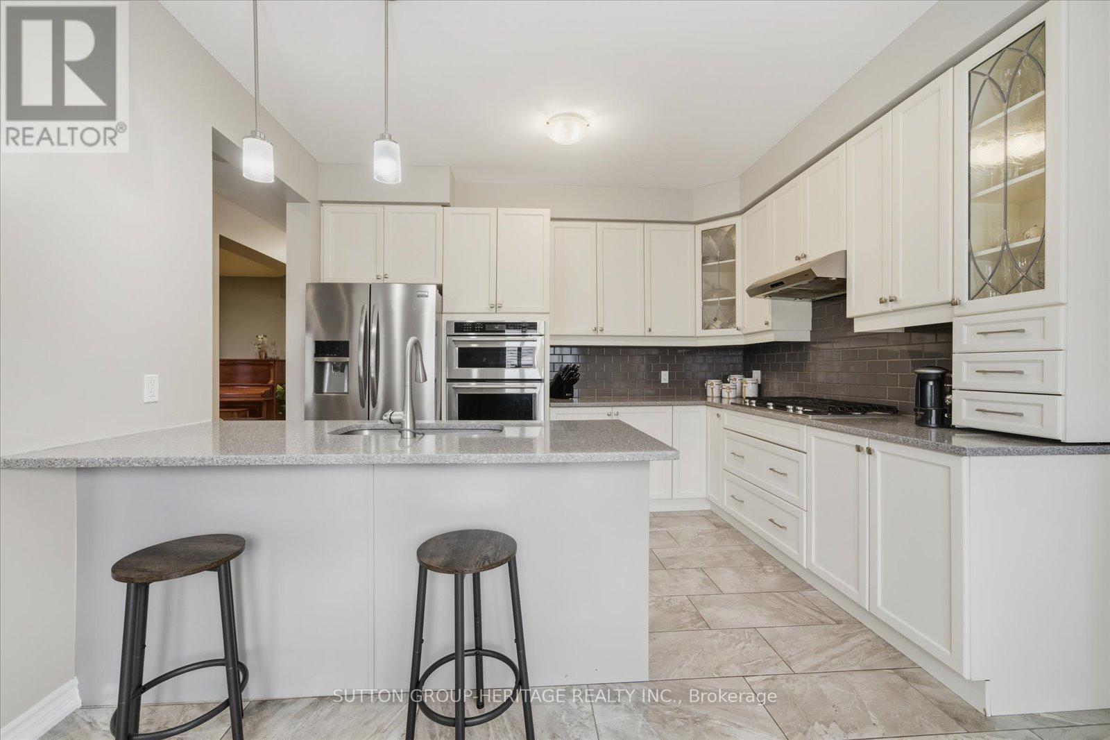 88 Roy Nichols Drive, Clarington, Ontario  L1E 0H6 - Photo 2 - E12458096