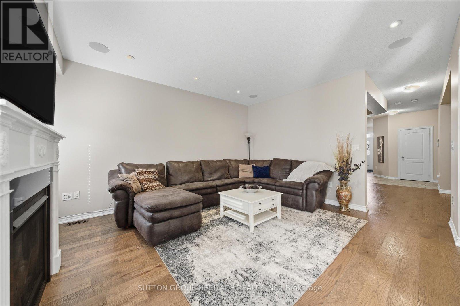88 Roy Nichols Drive, Clarington, Ontario  L1E 0H6 - Photo 21 - E12458096