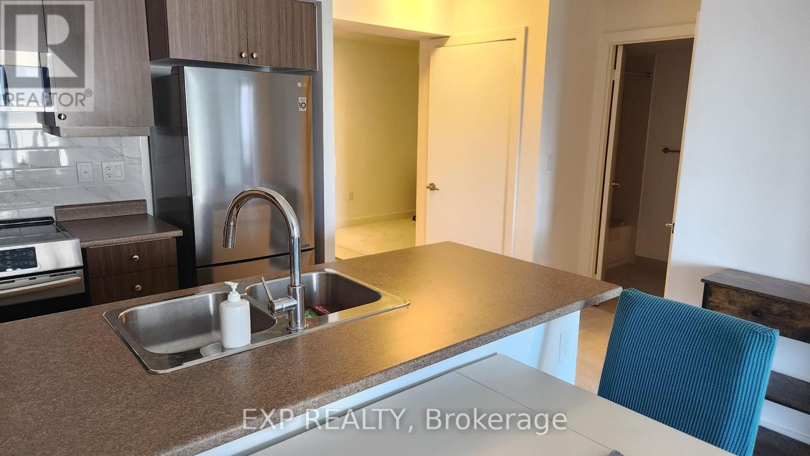 1217 - 1346 Danforth Road, Toronto, Ontario  M1J 0A9 - Photo 4 - E12458122