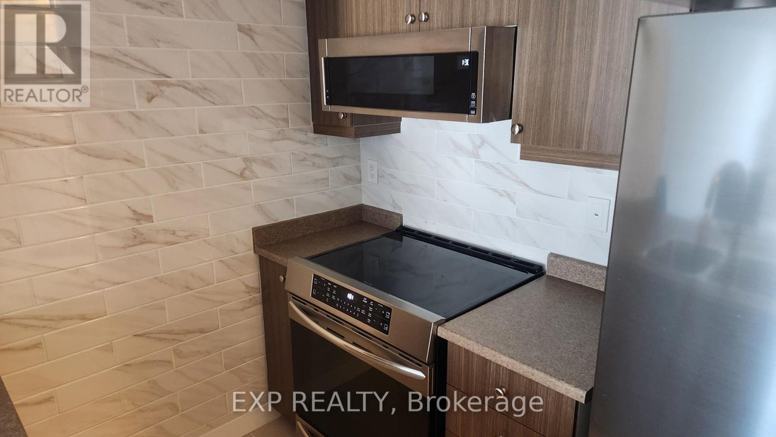 1217 - 1346 Danforth Road, Toronto, Ontario  M1J 0A9 - Photo 6 - E12458122