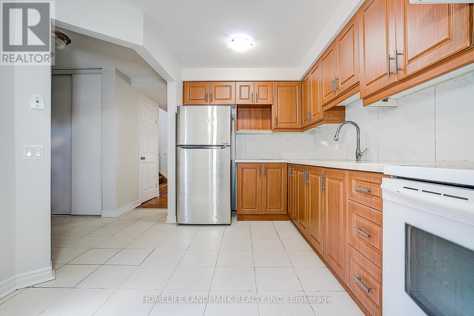 48 Green Spring Drive, Toronto, Ontario  M1V 2B1 - Photo 5 - E12458126
