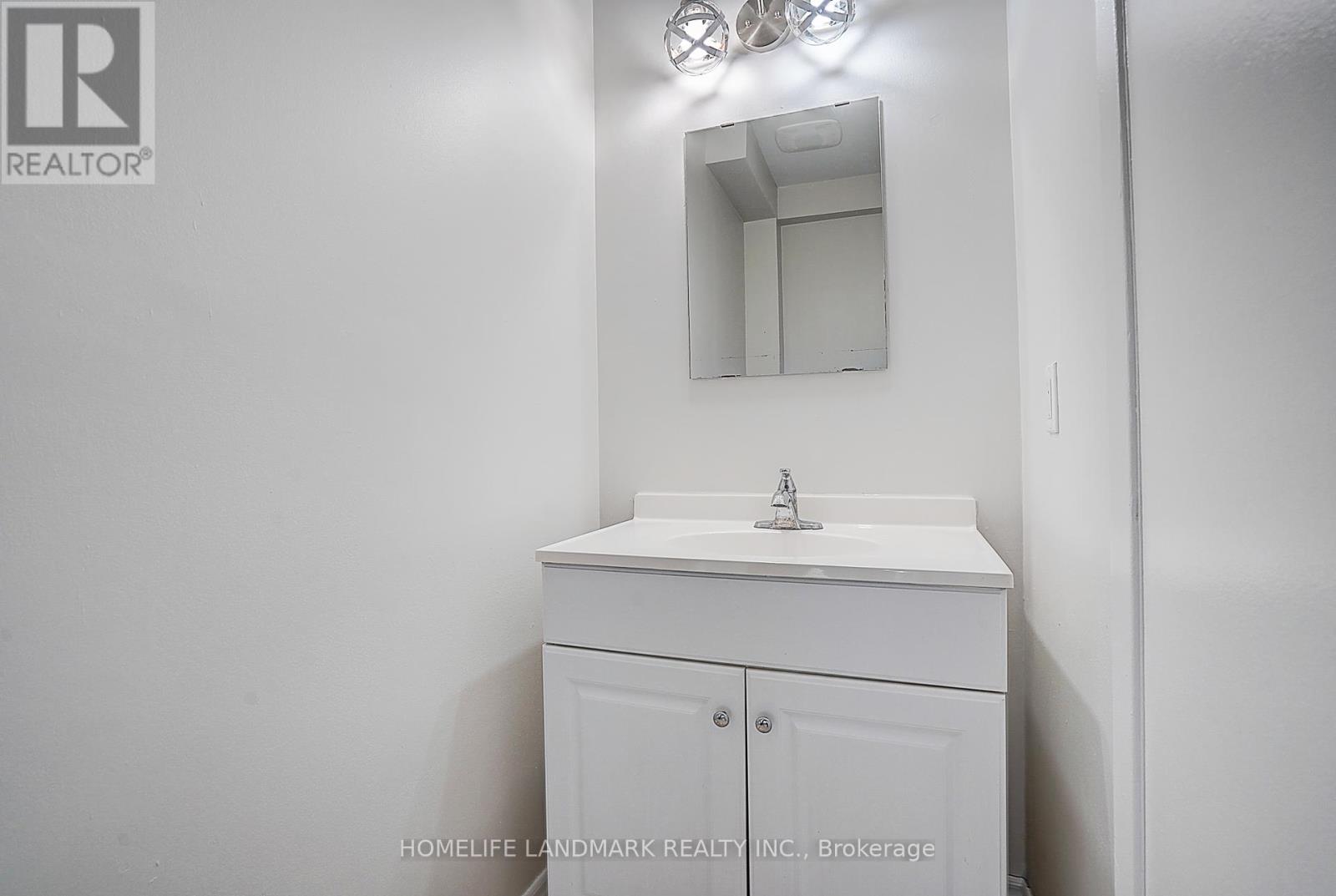 48 Green Spring Drive, Toronto, Ontario  M1V 2B1 - Photo 8 - E12458126