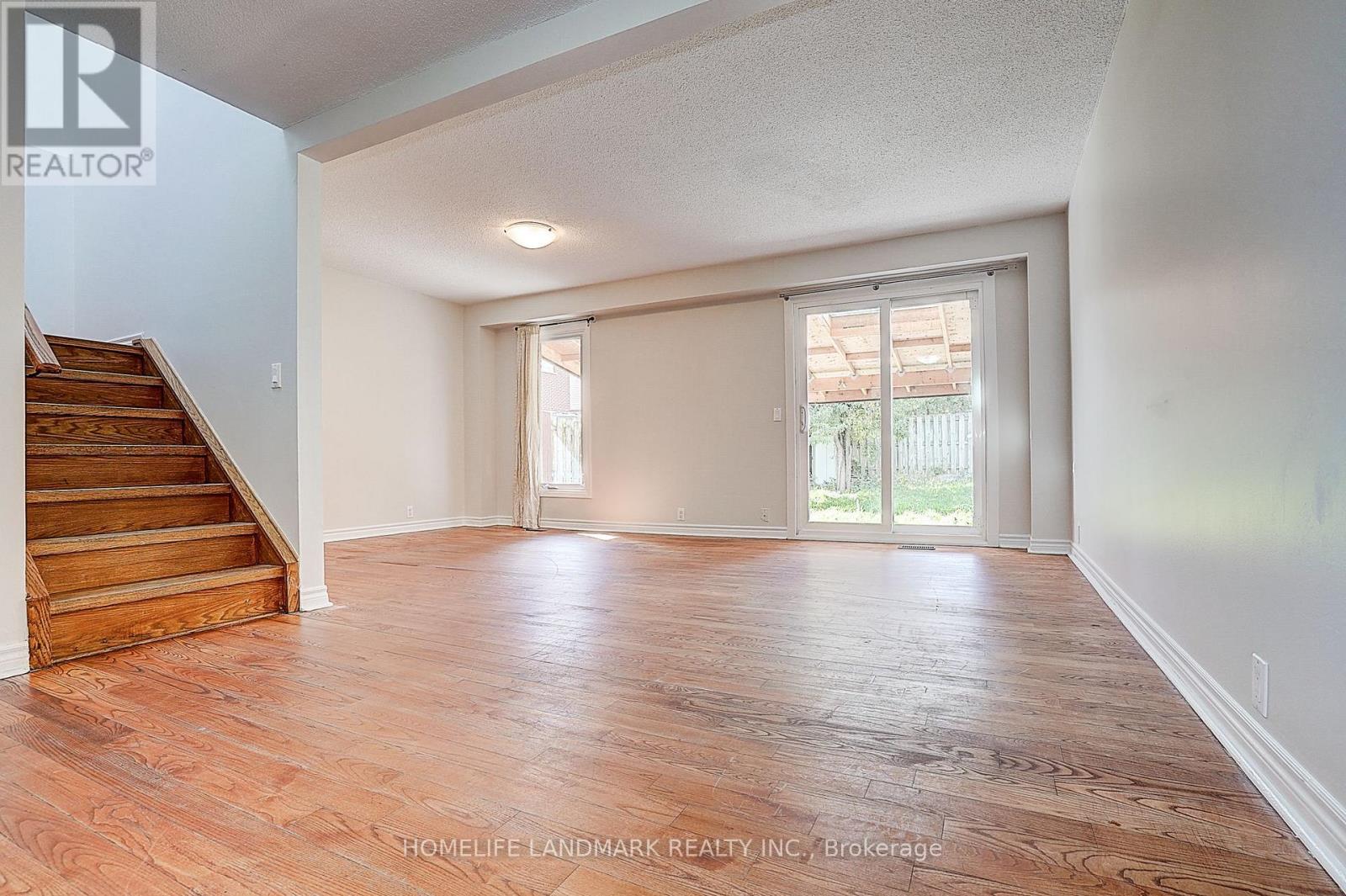 48 Green Spring Drive, Toronto, Ontario  M1V 2B1 - Photo 9 - E12458126