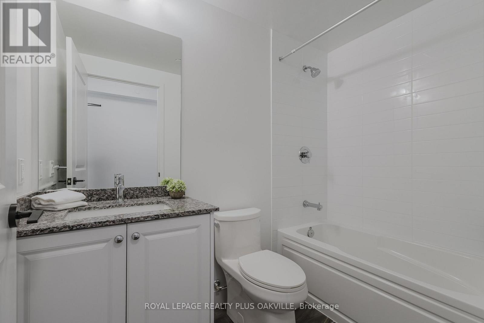 330 - 2343 Khalsa Gate, Oakville, Ontario  L6M 4J2 - Photo 16 - W12458101