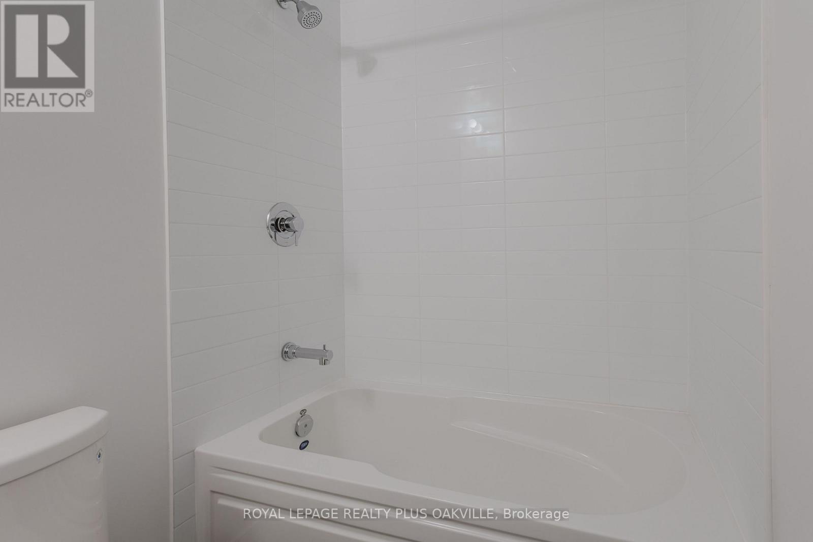 330 - 2343 Khalsa Gate, Oakville, Ontario  L6M 4J2 - Photo 17 - W12458101