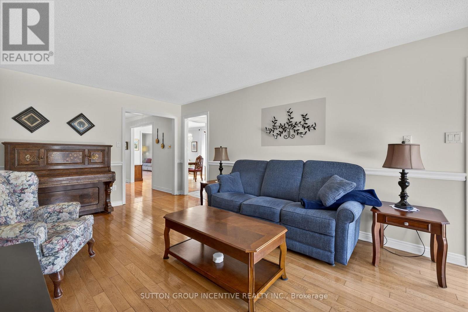 21 Hartford Trail, Brampton, Ontario  L6W 4K2 - Photo 17 - W12458106
