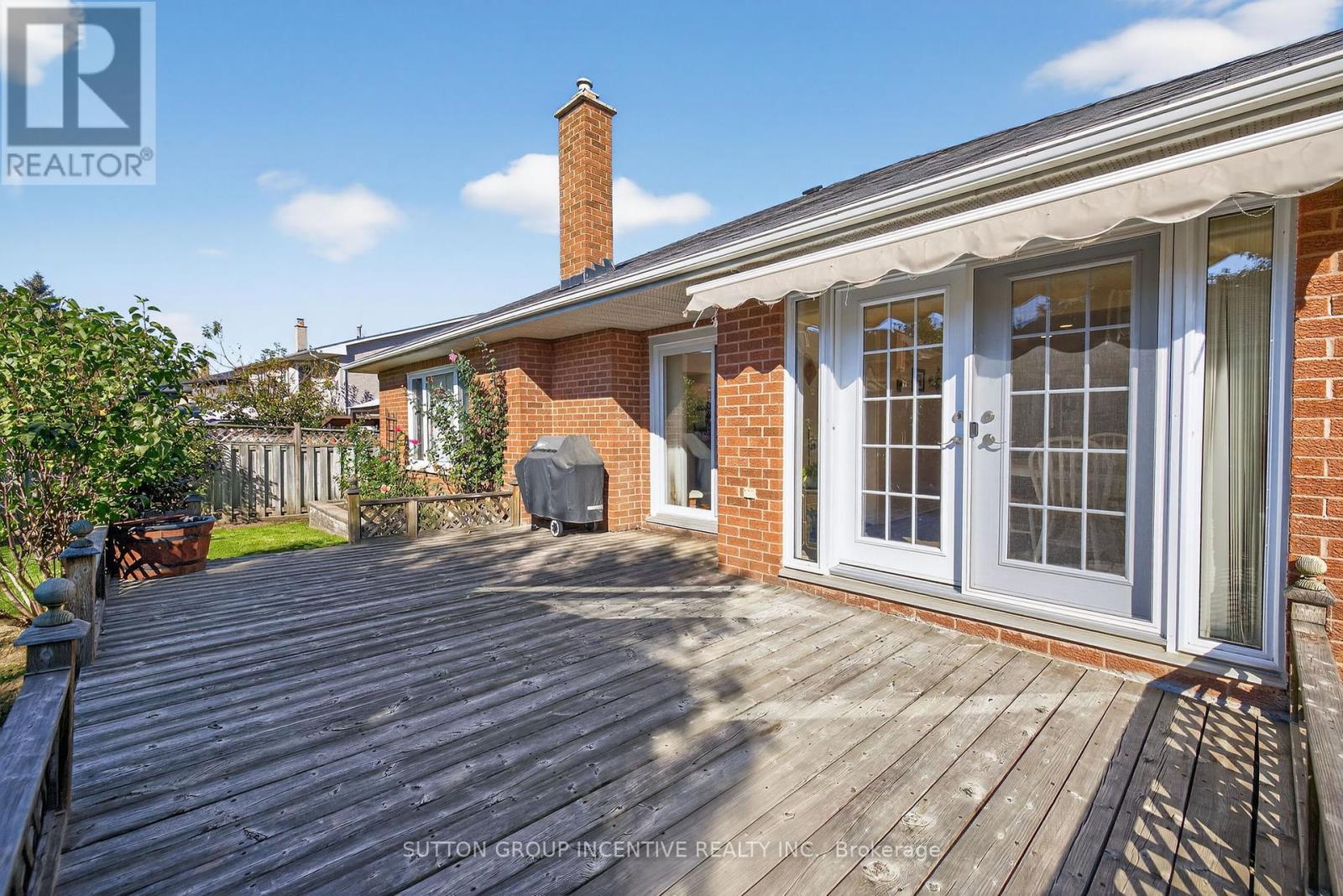 21 Hartford Trail, Brampton, Ontario  L6W 4K2 - Photo 36 - W12458106