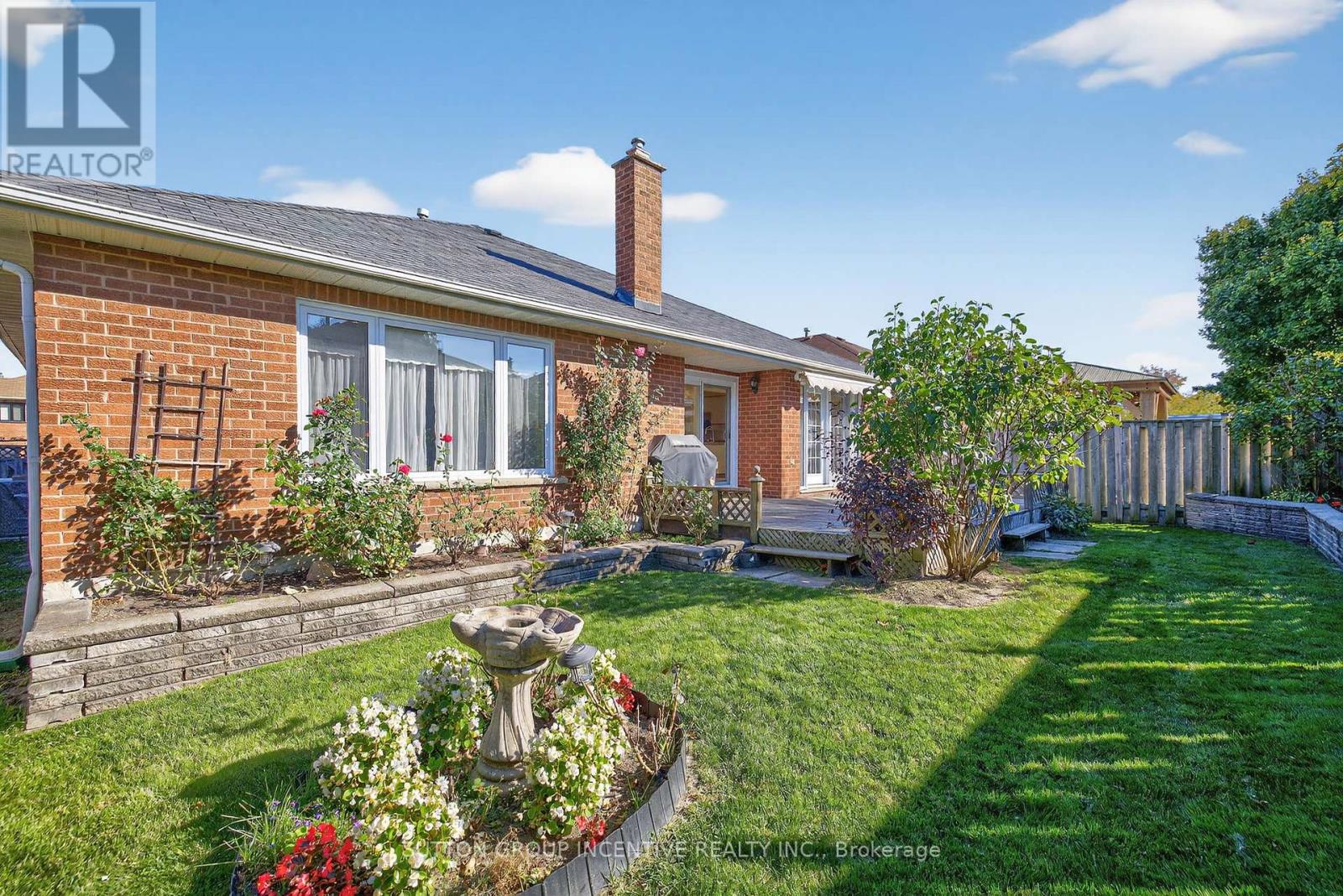 21 Hartford Trail, Brampton, Ontario  L6W 4K2 - Photo 39 - W12458106