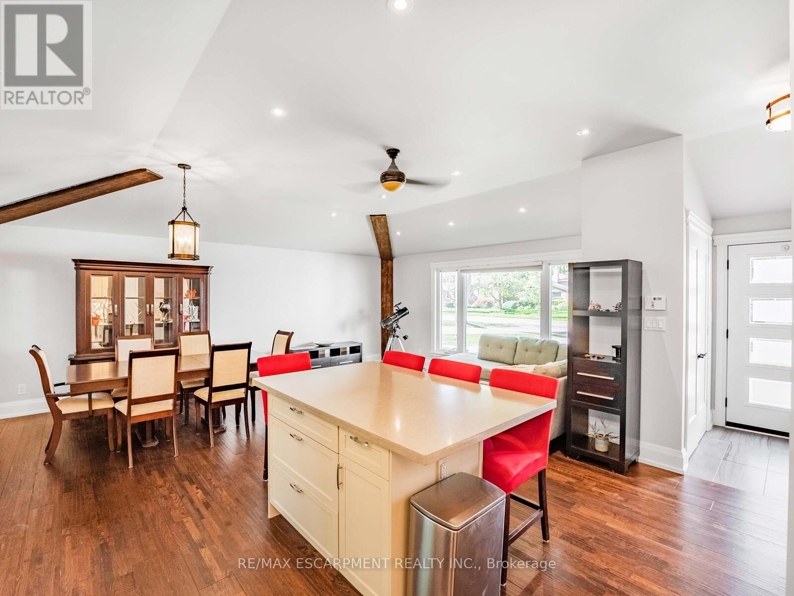 5334 Linbrook Road, Burlington, Ontario  L7L 3T9 - Photo 15 - W12458115