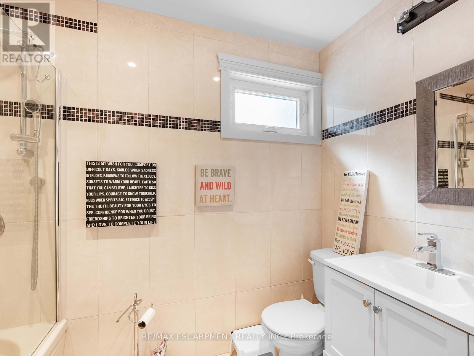 5334 Linbrook Road, Burlington, Ontario  L7L 3T9 - Photo 23 - W12458115