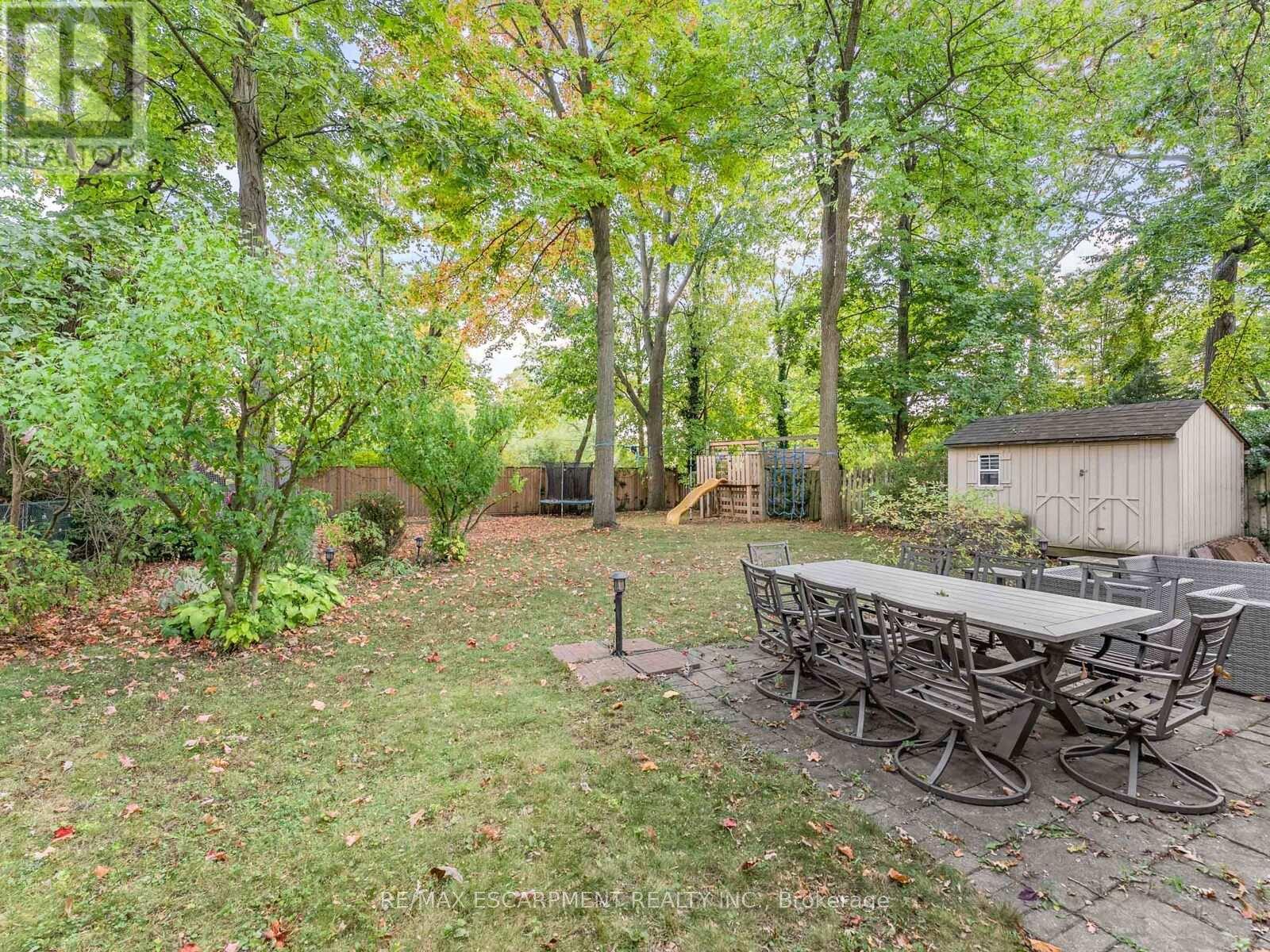5334 Linbrook Road, Burlington, Ontario  L7L 3T9 - Photo 31 - W12458115
