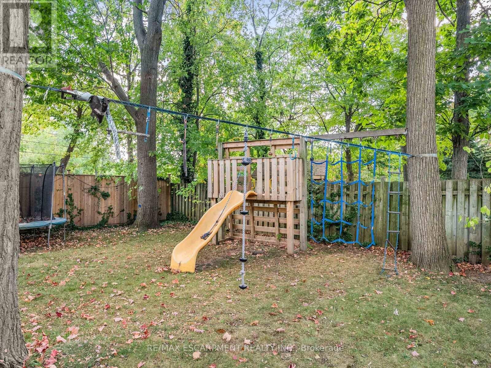 5334 Linbrook Road, Burlington, Ontario  L7L 3T9 - Photo 33 - W12458115