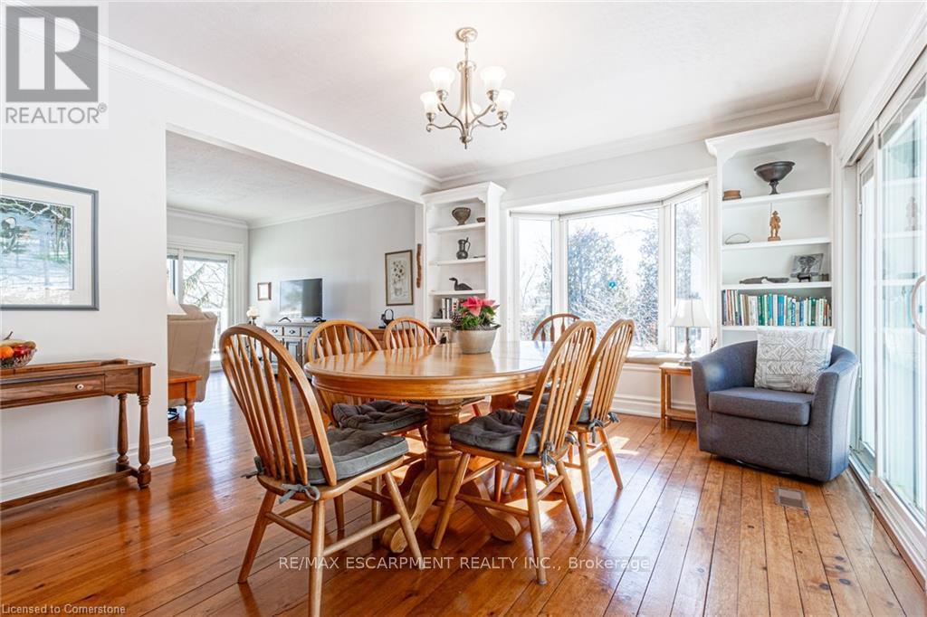 5086 Walkers Line, Burlington, Ontario  L7M 0R1 - Photo 7 - W12458117