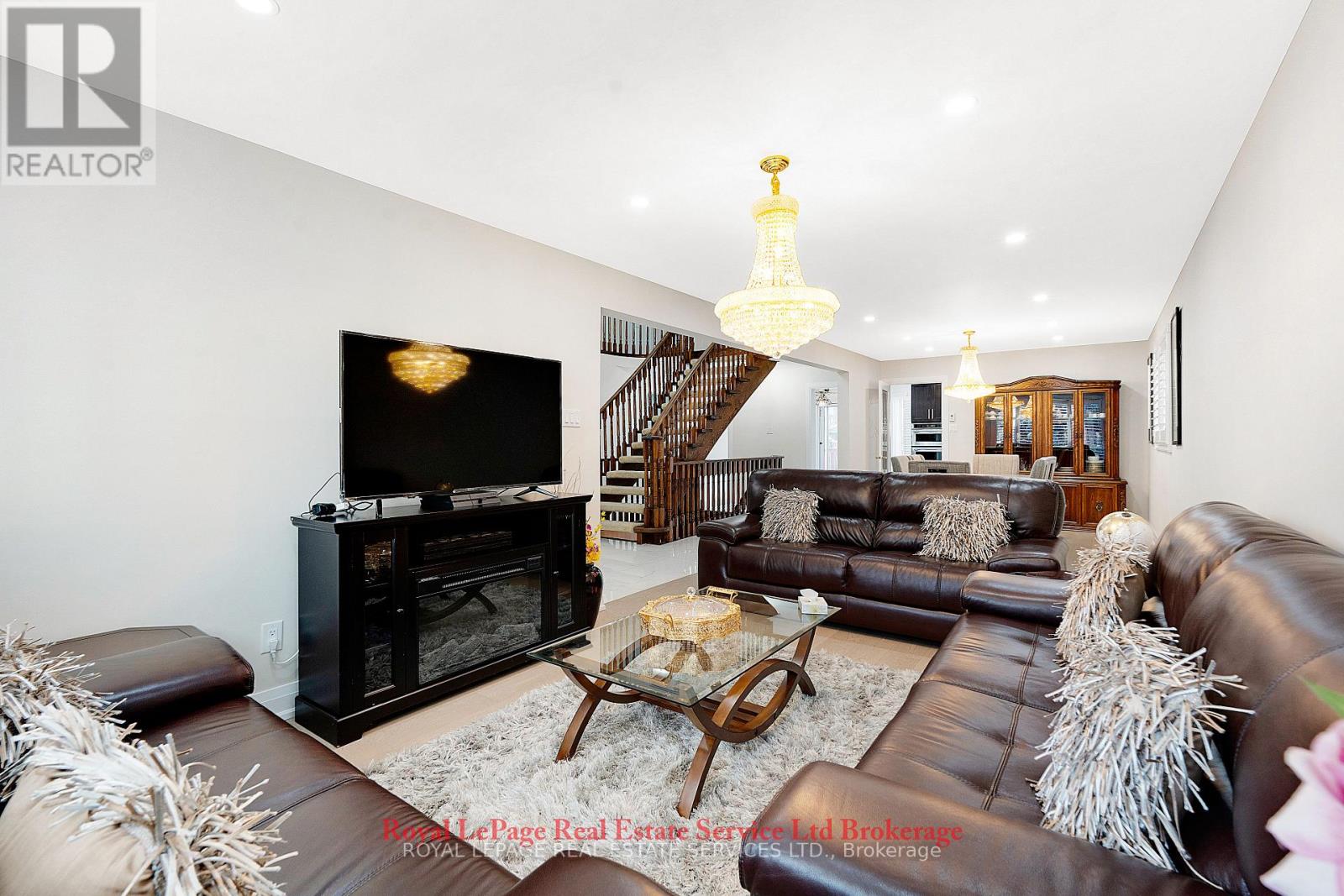 2088 Kempton Park Drive, Mississauga, Ontario  L5M 2Y9 - Photo 10 - W12458128