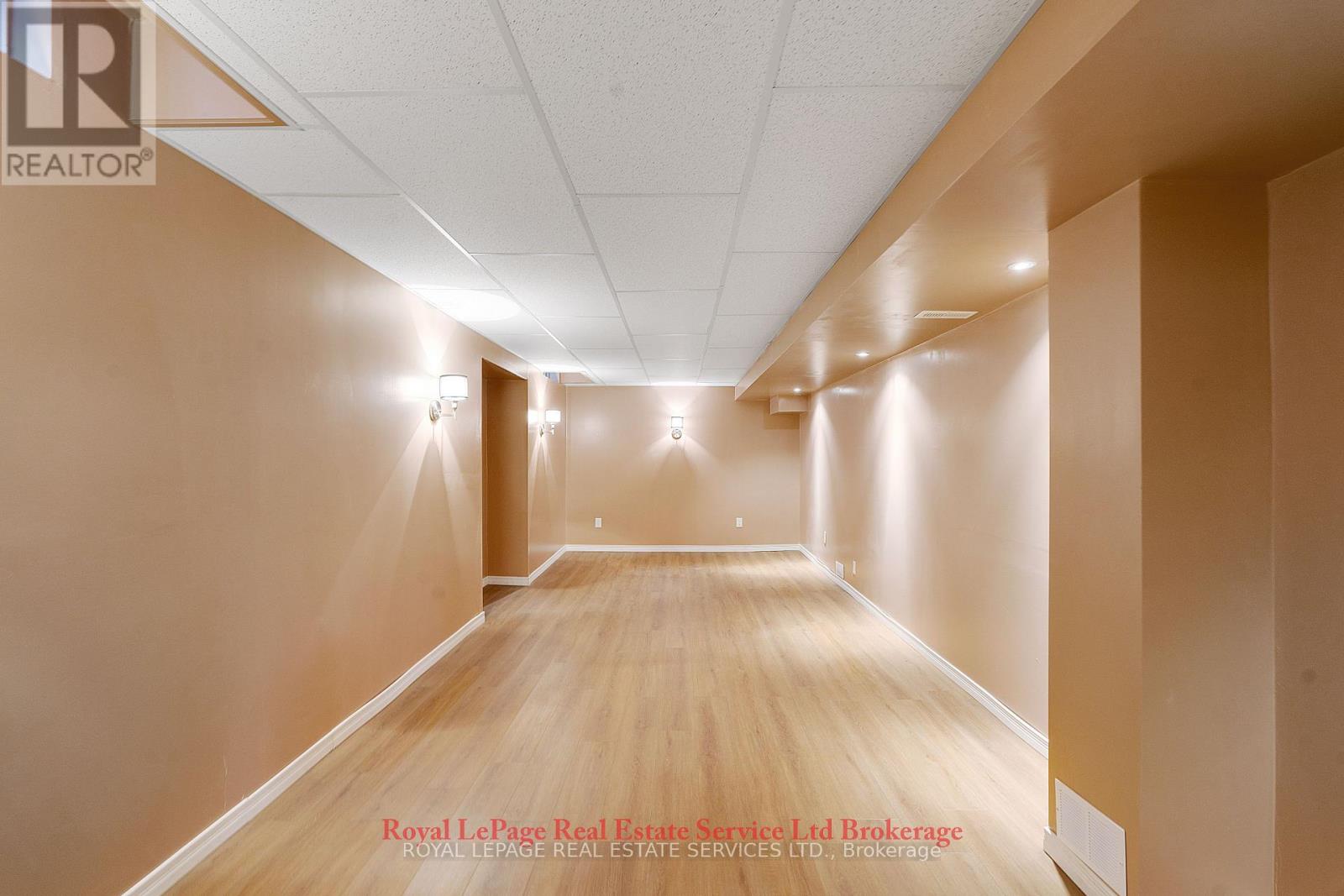 2088 Kempton Park Drive, Mississauga, Ontario  L5M 2Y9 - Photo 26 - W12458128