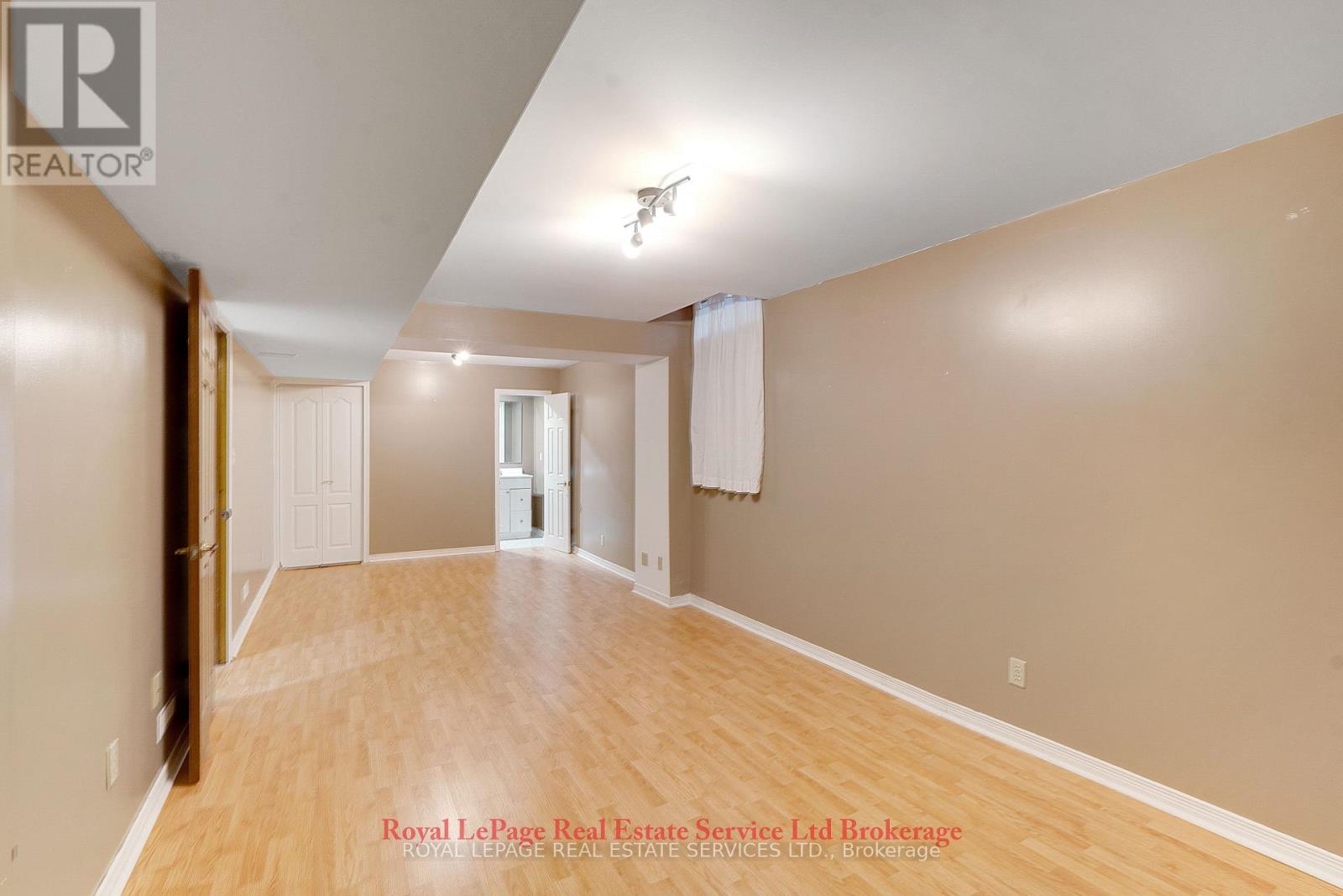 2088 Kempton Park Drive, Mississauga, Ontario  L5M 2Y9 - Photo 28 - W12458128