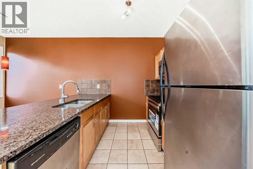 50 Everridge Gardens Sw, Calgary, Alberta  T2Y 0H1 - Photo 7 - A2263565