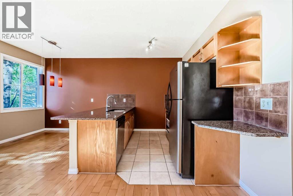 50 Everridge Gardens Sw, Calgary, Alberta  T2Y 0H1 - Photo 6 - A2263565