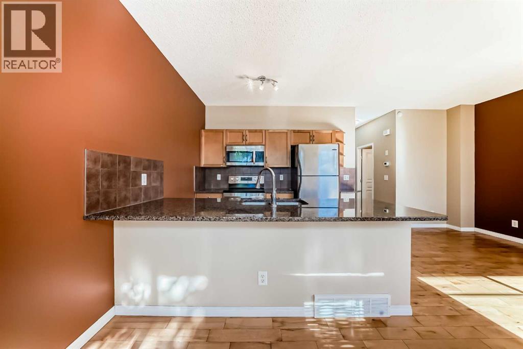 50 Everridge Gardens Sw, Calgary, Alberta  T2Y 0H1 - Photo 4 - A2263565