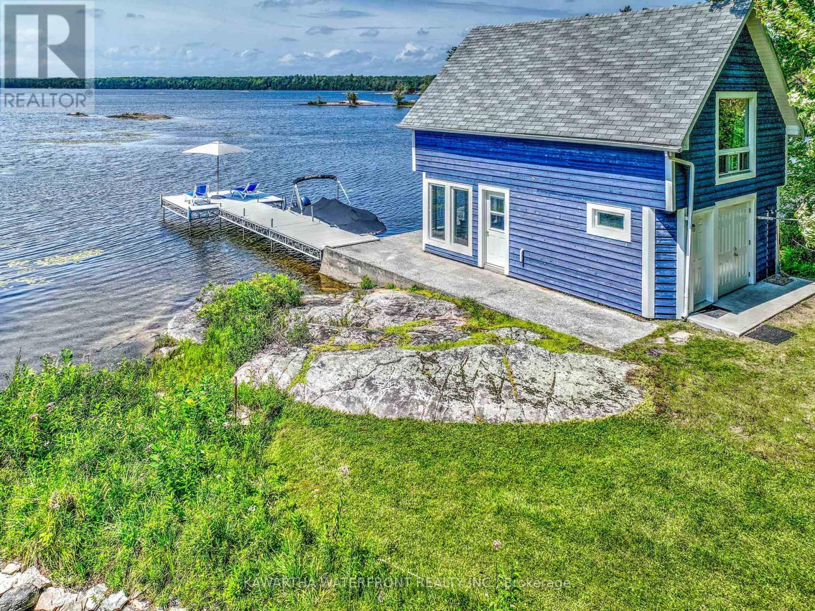 11 Woodworth Drive, Kawartha Lakes, Ontario  K0M 1A0 - Photo 1 - X12458157