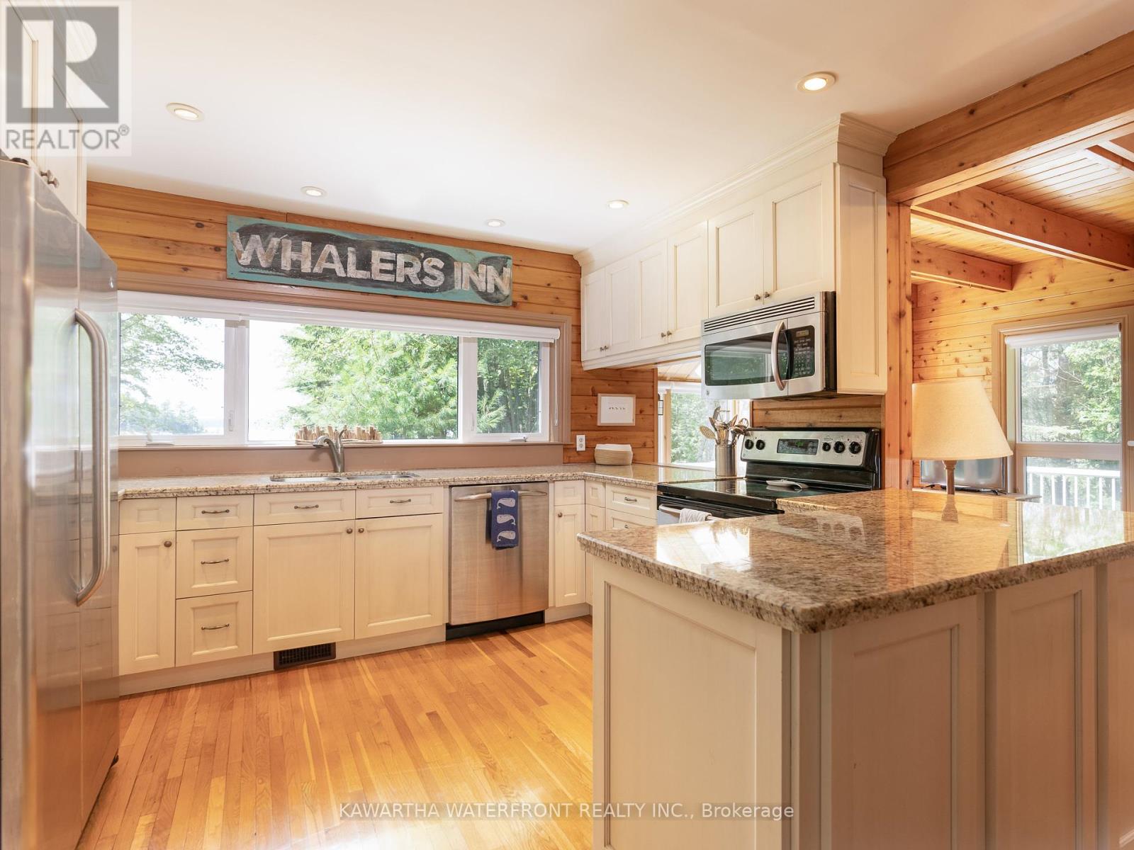 11 Woodworth Drive, Kawartha Lakes, Ontario  K0M 1A0 - Photo 11 - X12458157