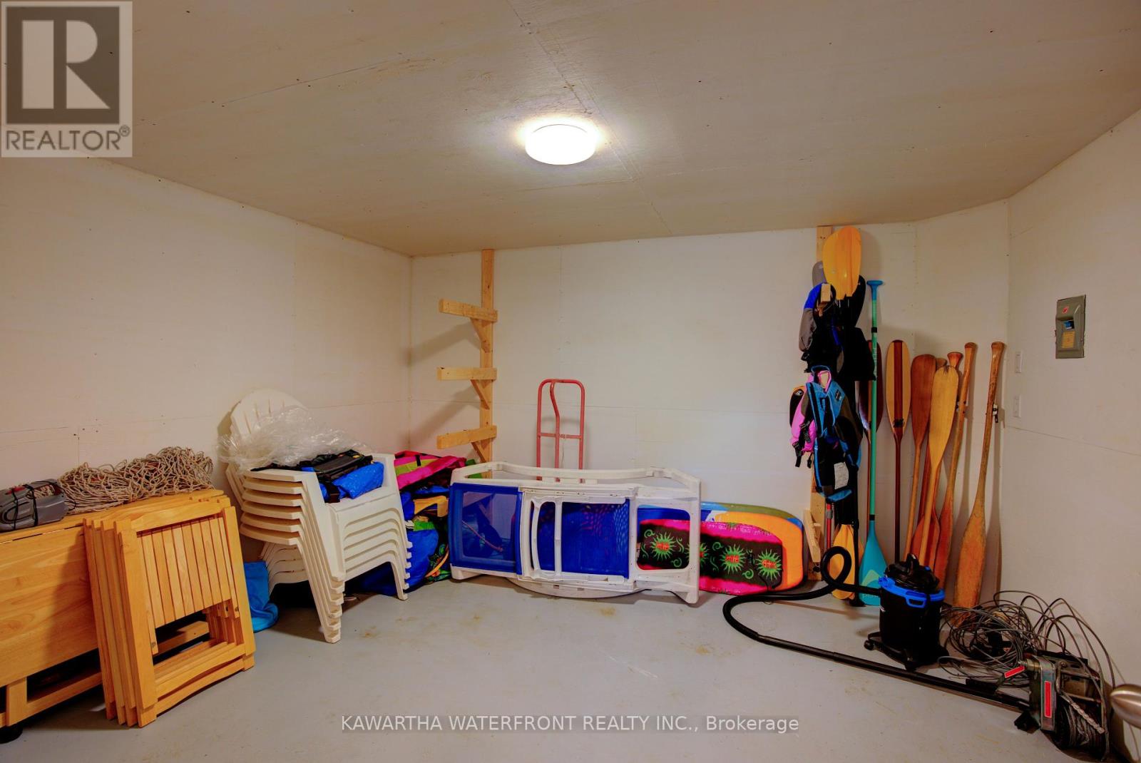 11 Woodworth Drive, Kawartha Lakes, Ontario  K0M 1A0 - Photo 30 - X12458157