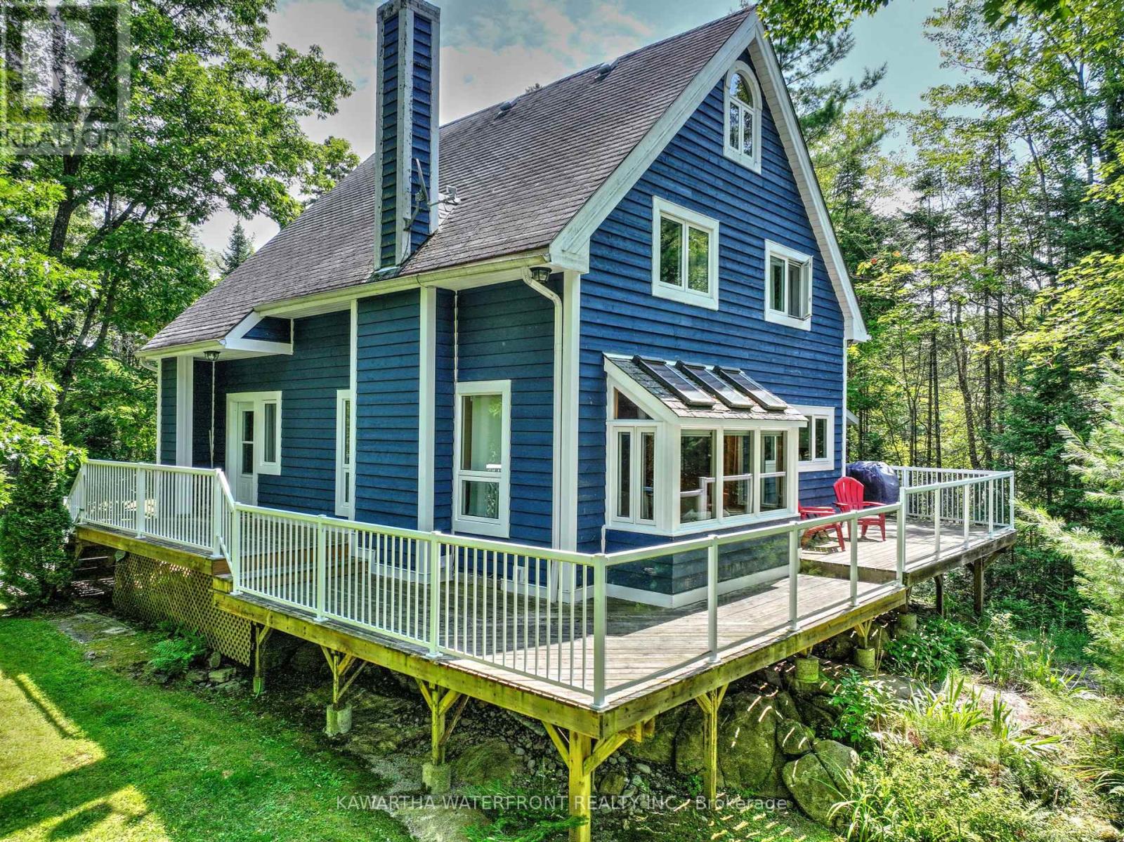 11 Woodworth Drive, Kawartha Lakes, Ontario  K0M 1A0 - Photo 4 - X12458157