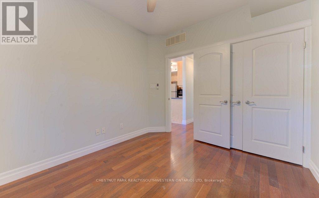 555 King Street E, Kitchener, Ontario  N2G 2L9 - Photo 11 - X12458104