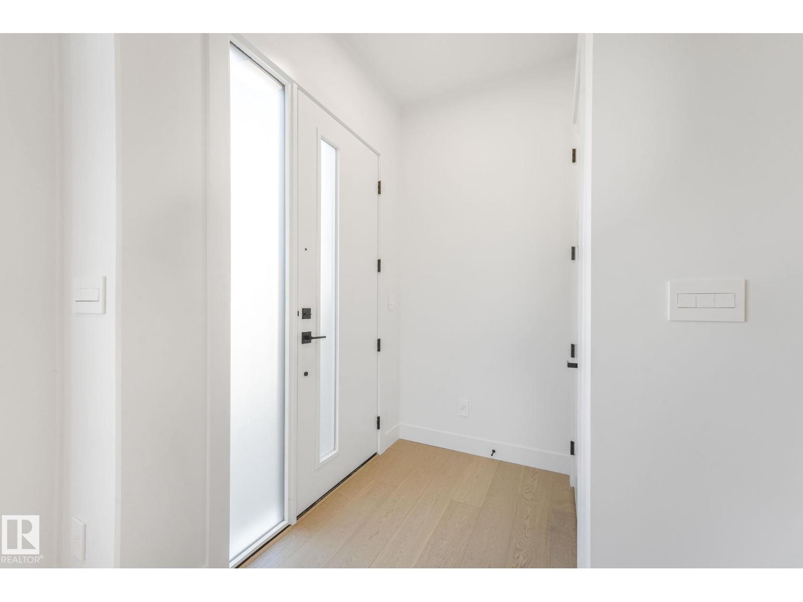 9605 142 St Nw, Edmonton, Alberta  T5N 2M8 - Photo 3 - E4461804