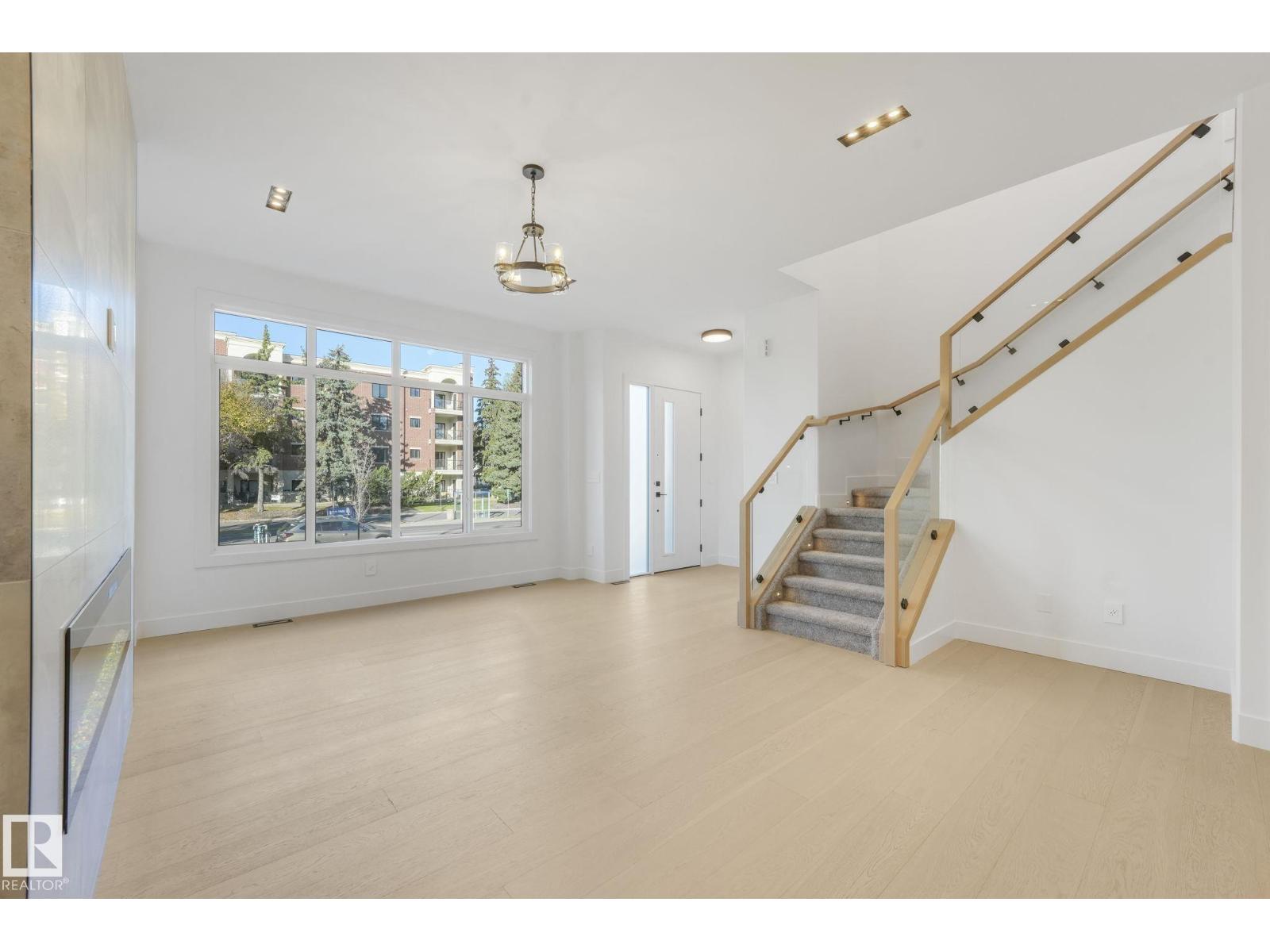 9605 142 St Nw, Edmonton, Alberta  T5N 2M8 - Photo 5 - E4461804
