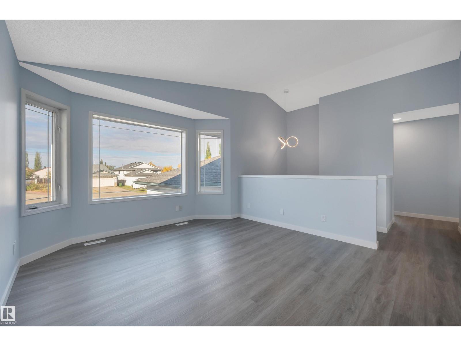 264 Dunvegan Rd Nw, Edmonton, Alberta  T5L 5E5 - Photo 13 - E4461805