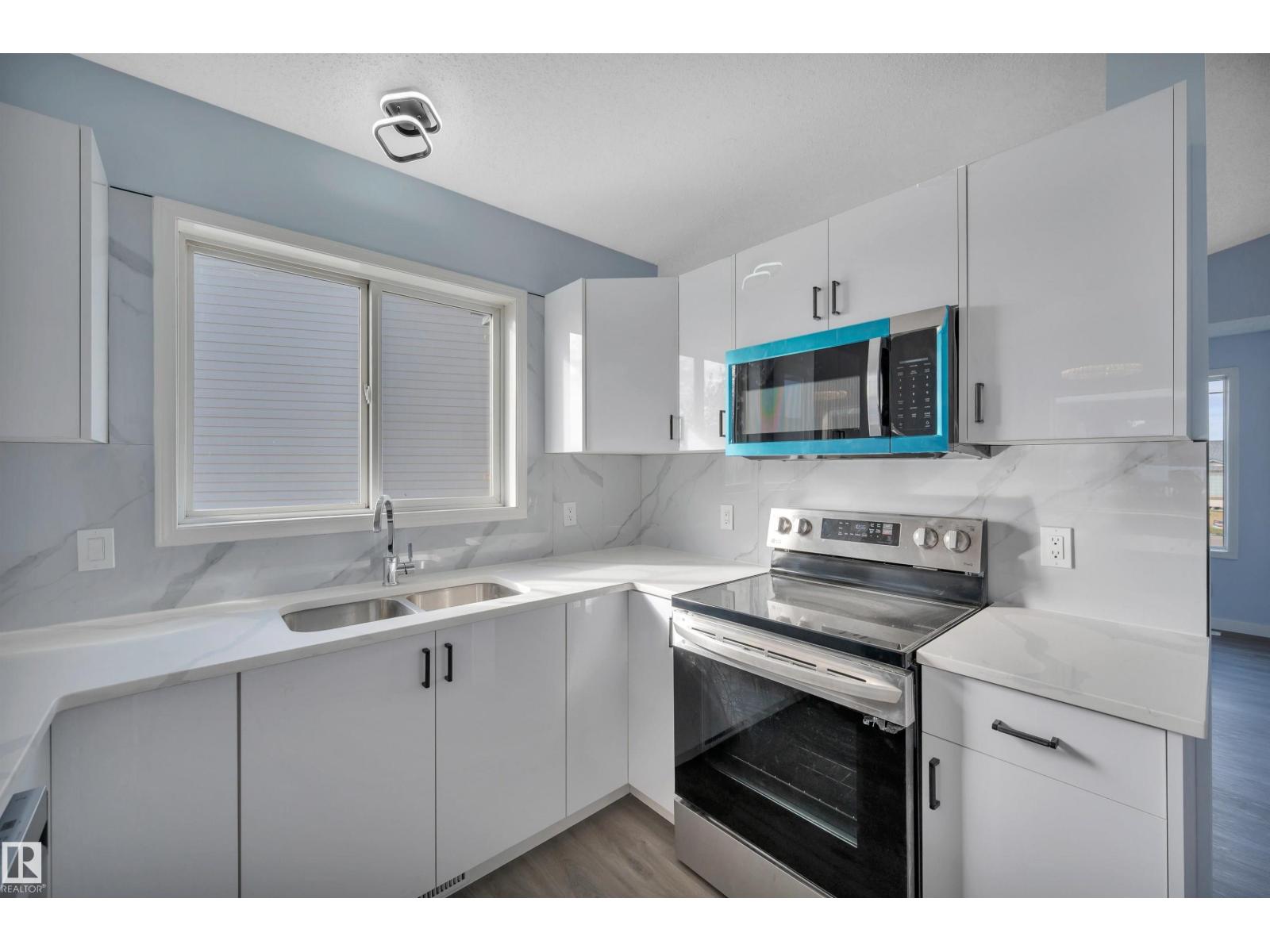 264 Dunvegan Rd Nw, Edmonton, Alberta  T5L 5E5 - Photo 19 - E4461805